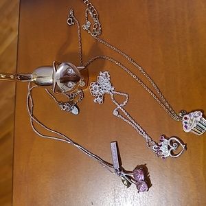 LAST CALL 3 bundle for $10 of kids necklaces